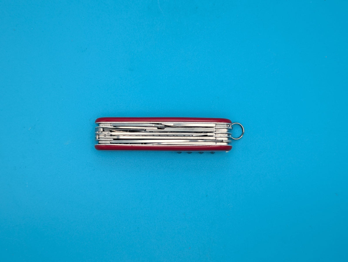 Victorinox Ranger Swiss Army Knife Red Multi-Tool! NICE!