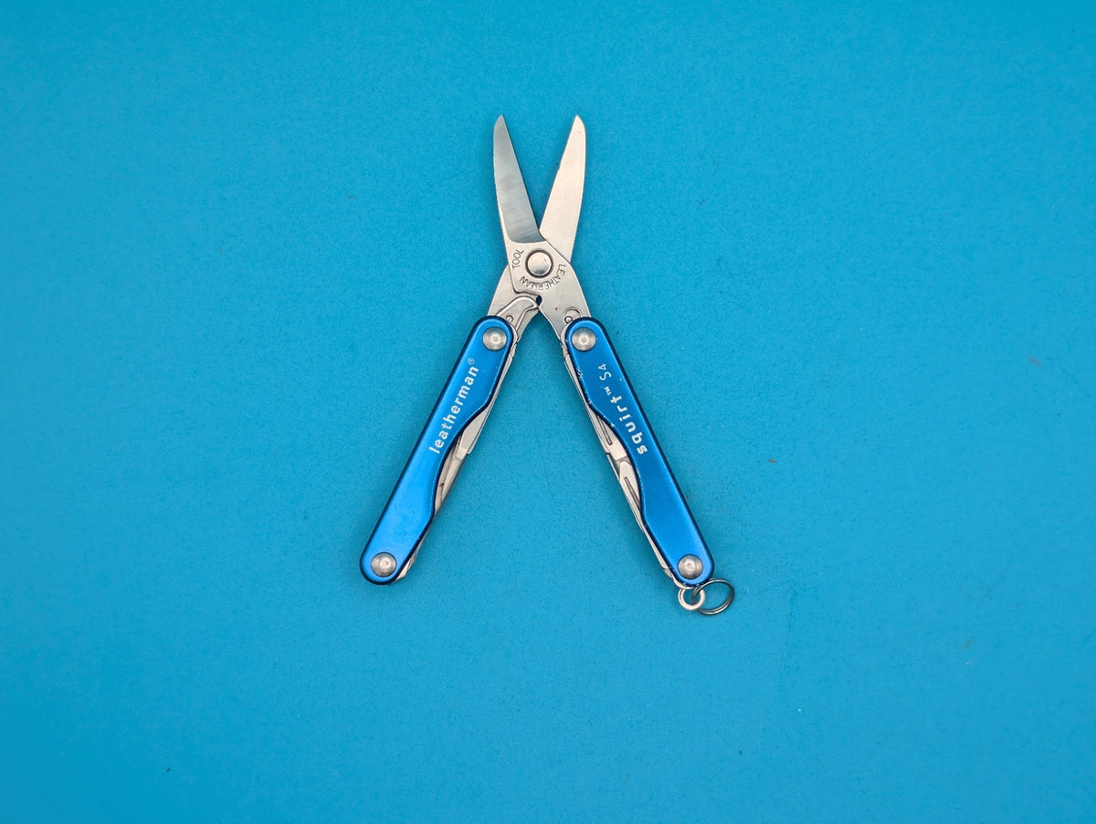 Leatherman Squirt S4 Multi-Tool, Key Ring, Retired, BLUE!