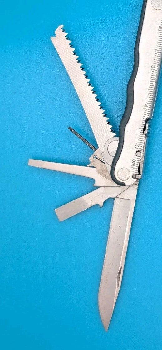 Leatherman Blast Multi-Tool, Retired Multitool w/ Knife Pliers