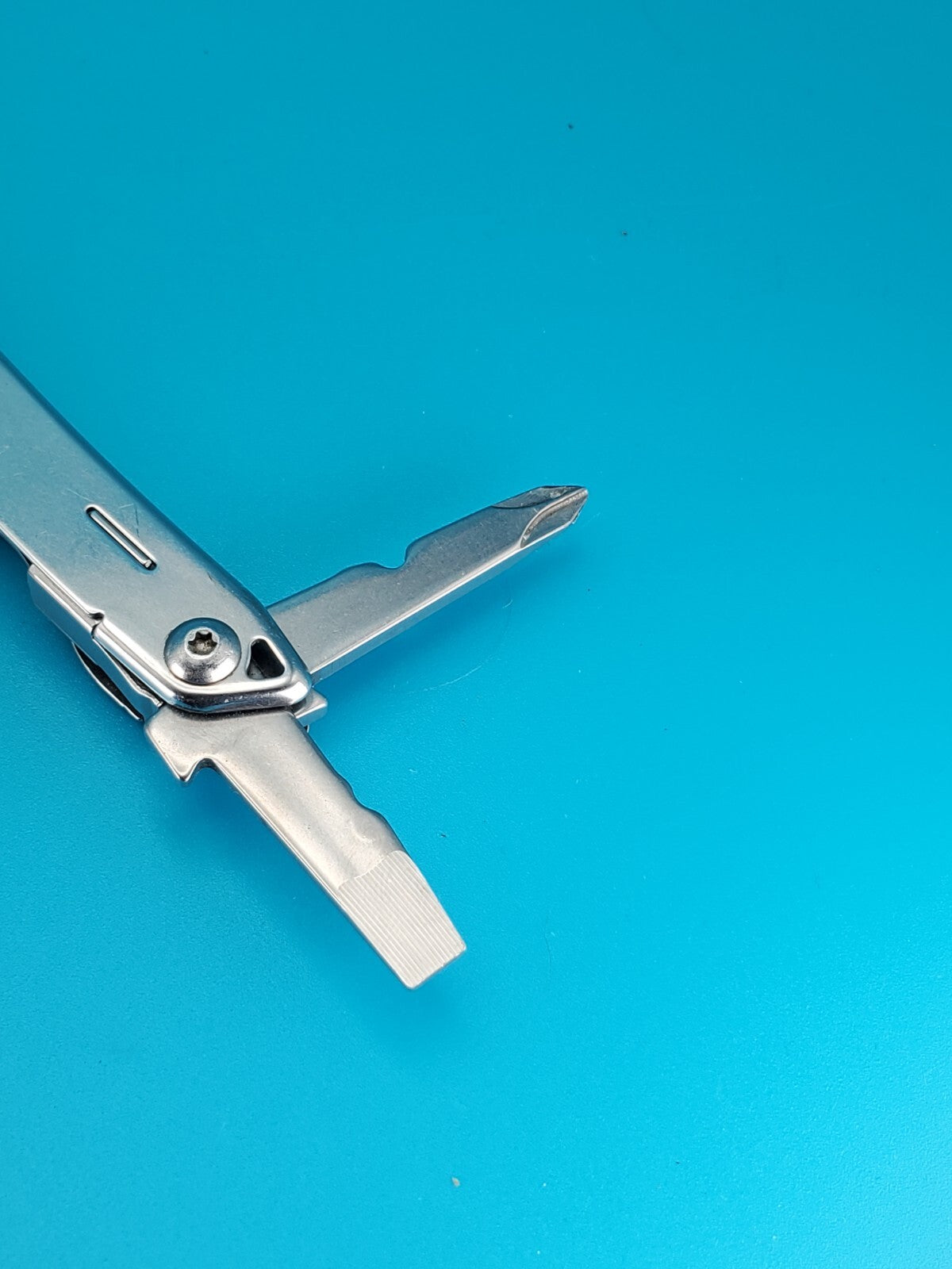 Leatherman Sidekick Multi-Tool, Knife, Pliers, Saw, Stainless!