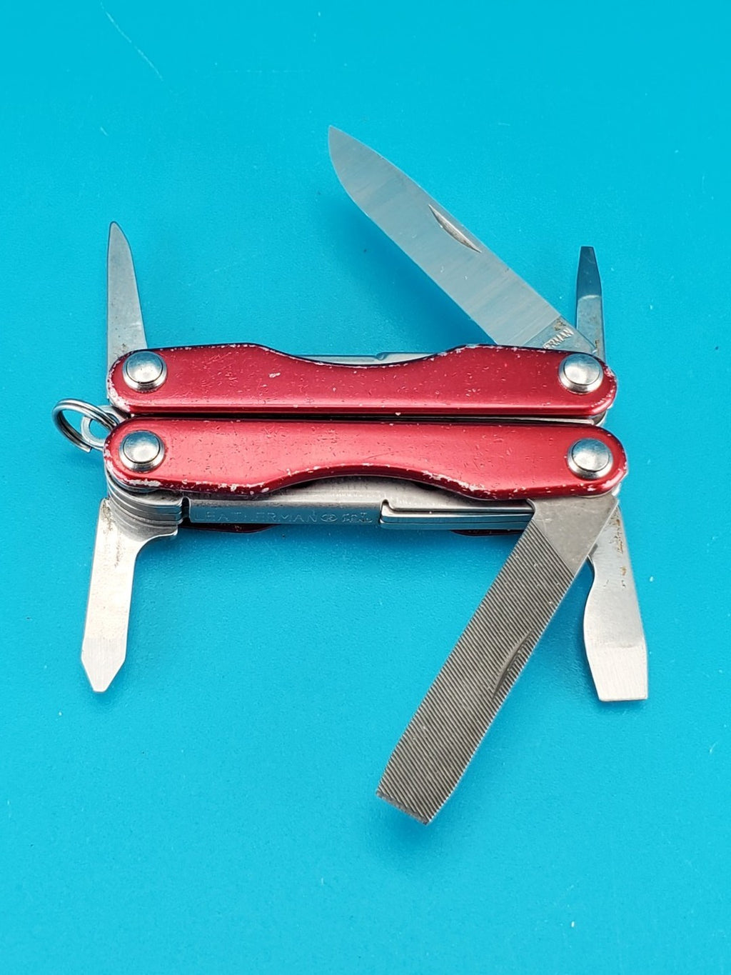 Leatherman Squirt P4 Multi-Tool, Key Ring, Retired, Red