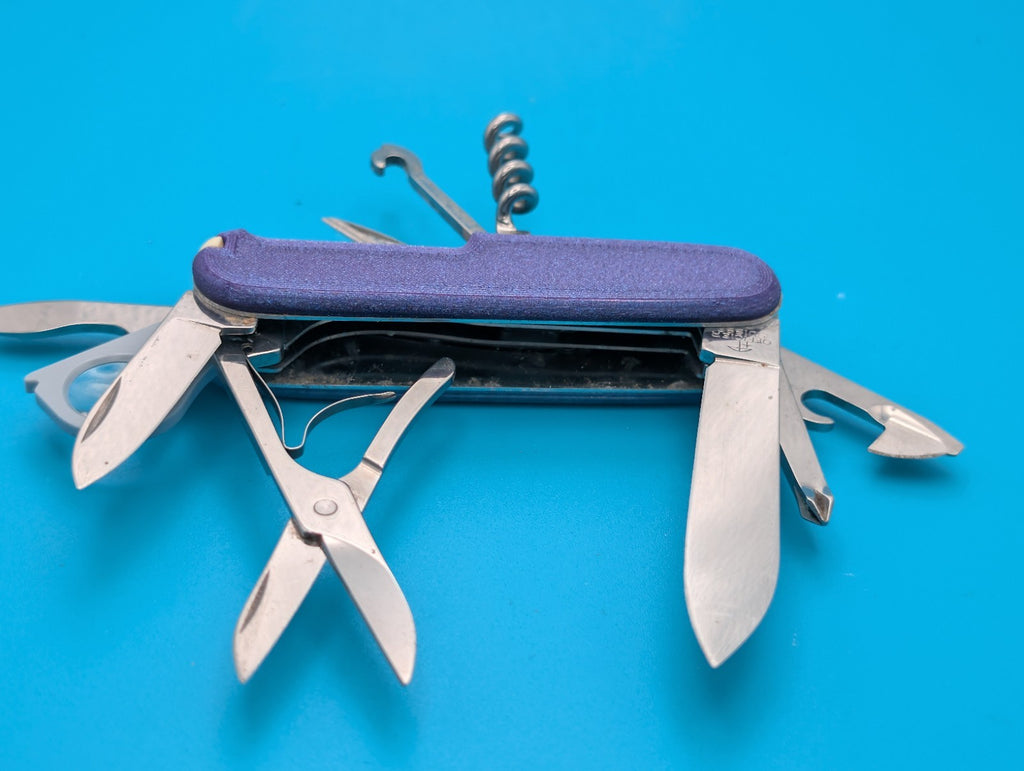 CUSTOM VICTORINOX EXPLORER SWISS ARMY KNIFE MULTI TOOL! 91mm