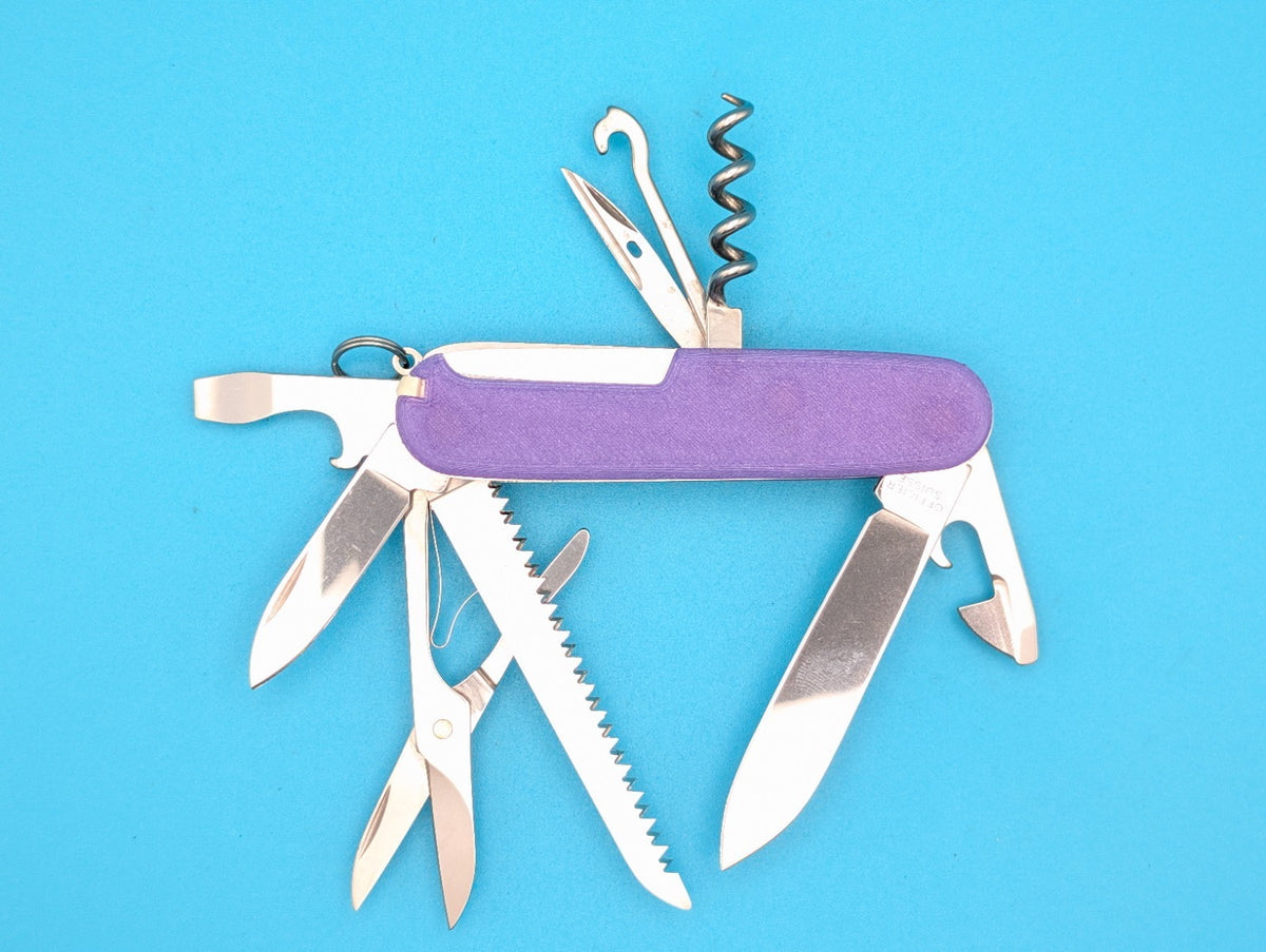 Victorinox Huntsman Electric Purple Glow in the Dark Swiss Army Knife! 91mm