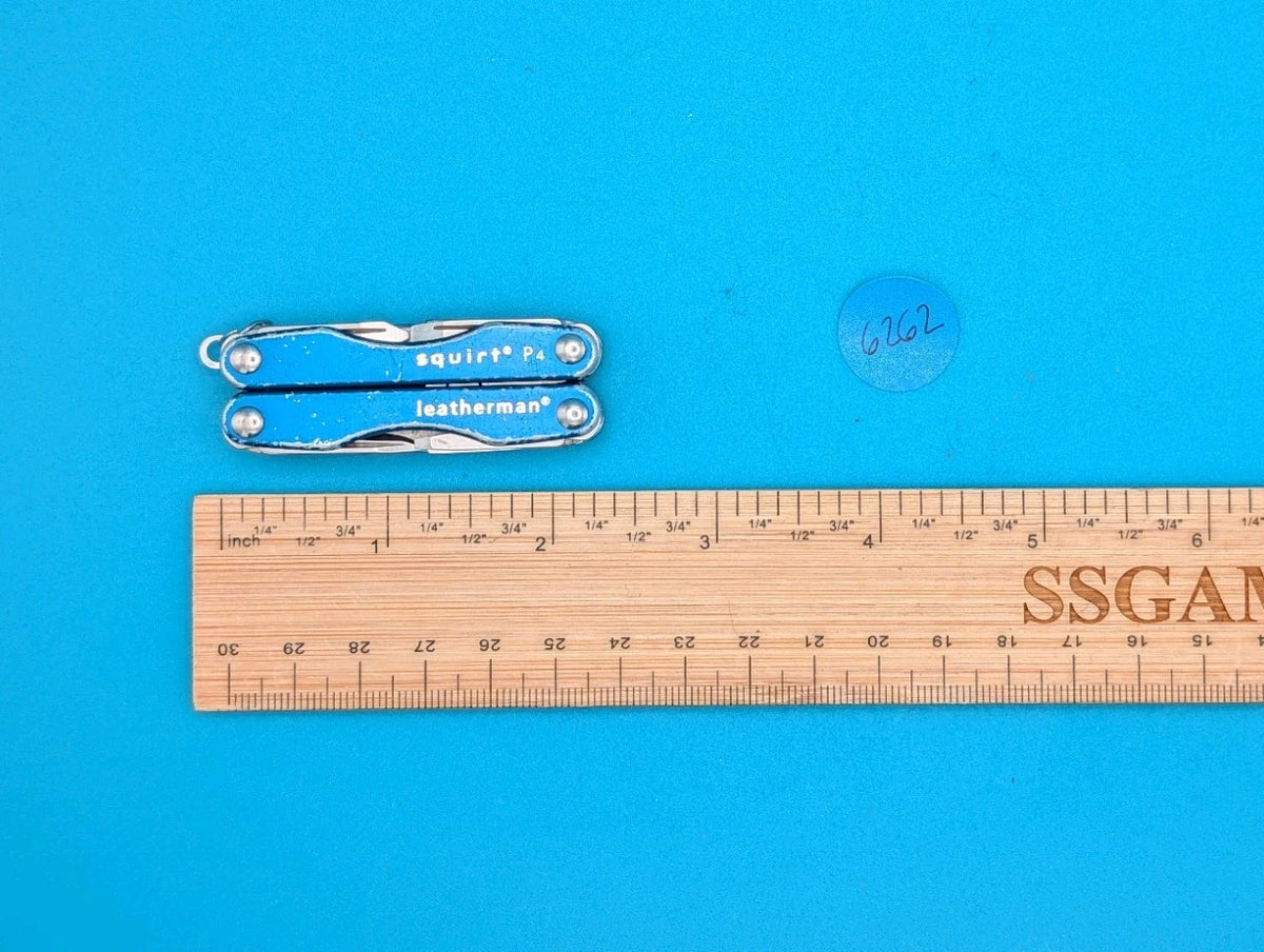 Leatherman Squirt P4 Multi-Tool, Key Ring, Retired, Blue