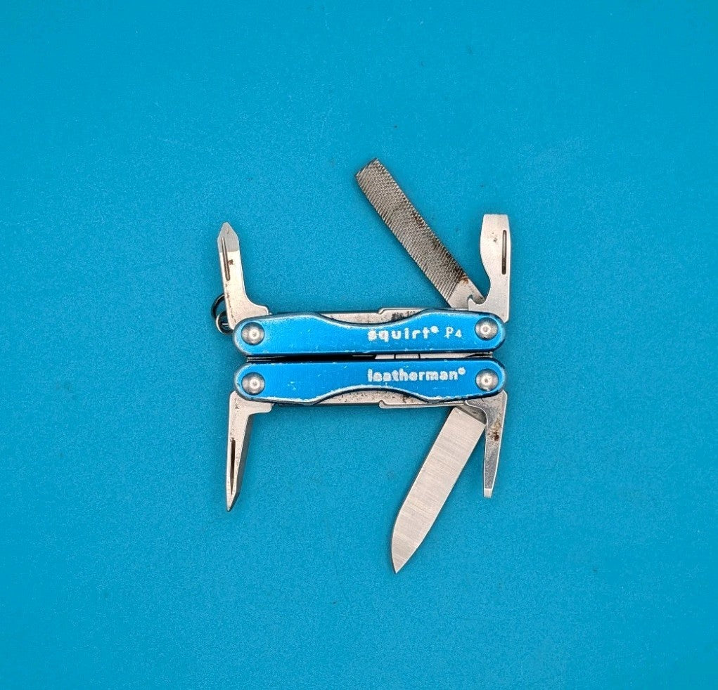 Leatherman Squirt P4 Multi-Tool, Key Ring, Retired, BLUE!
