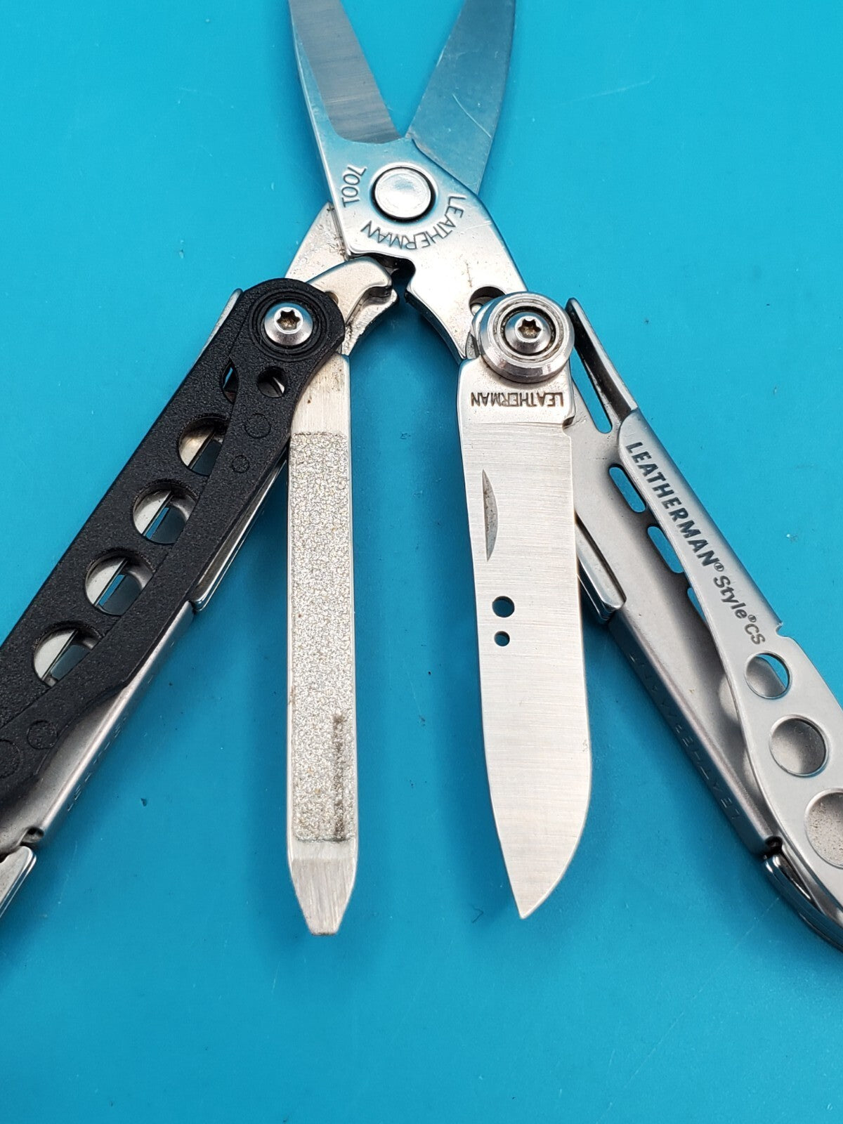 Leatherman Style CS Black Multi-Tool! FAST SHIPPING!