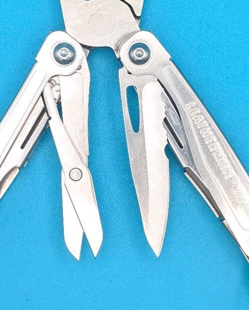 LEATHERMAN WINGMAN MULTI-TOOL! FAST SHIPPING!