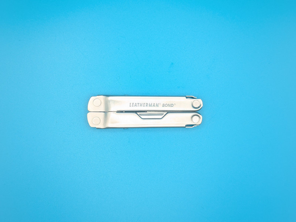 LEATHERMAN Bond Multitool, Stainless Steel Everyday Tool! WITH SHEATH!