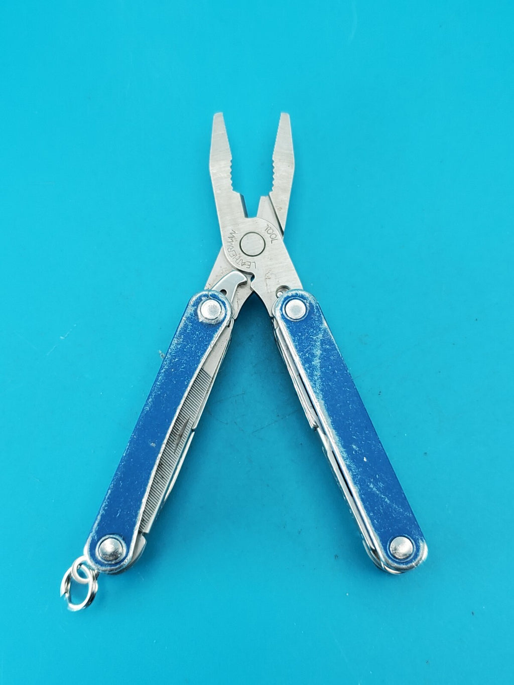 Leatherman SQUIRT PS4 Multi-Tool With Pliers Scissors Knife BLUE!