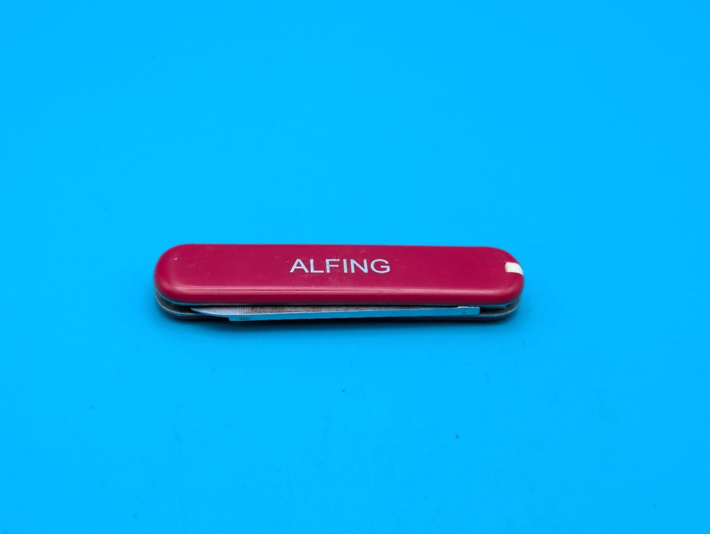 Victorinox Cavalier 74mm Red Swiss Army Knife Multi Tool!