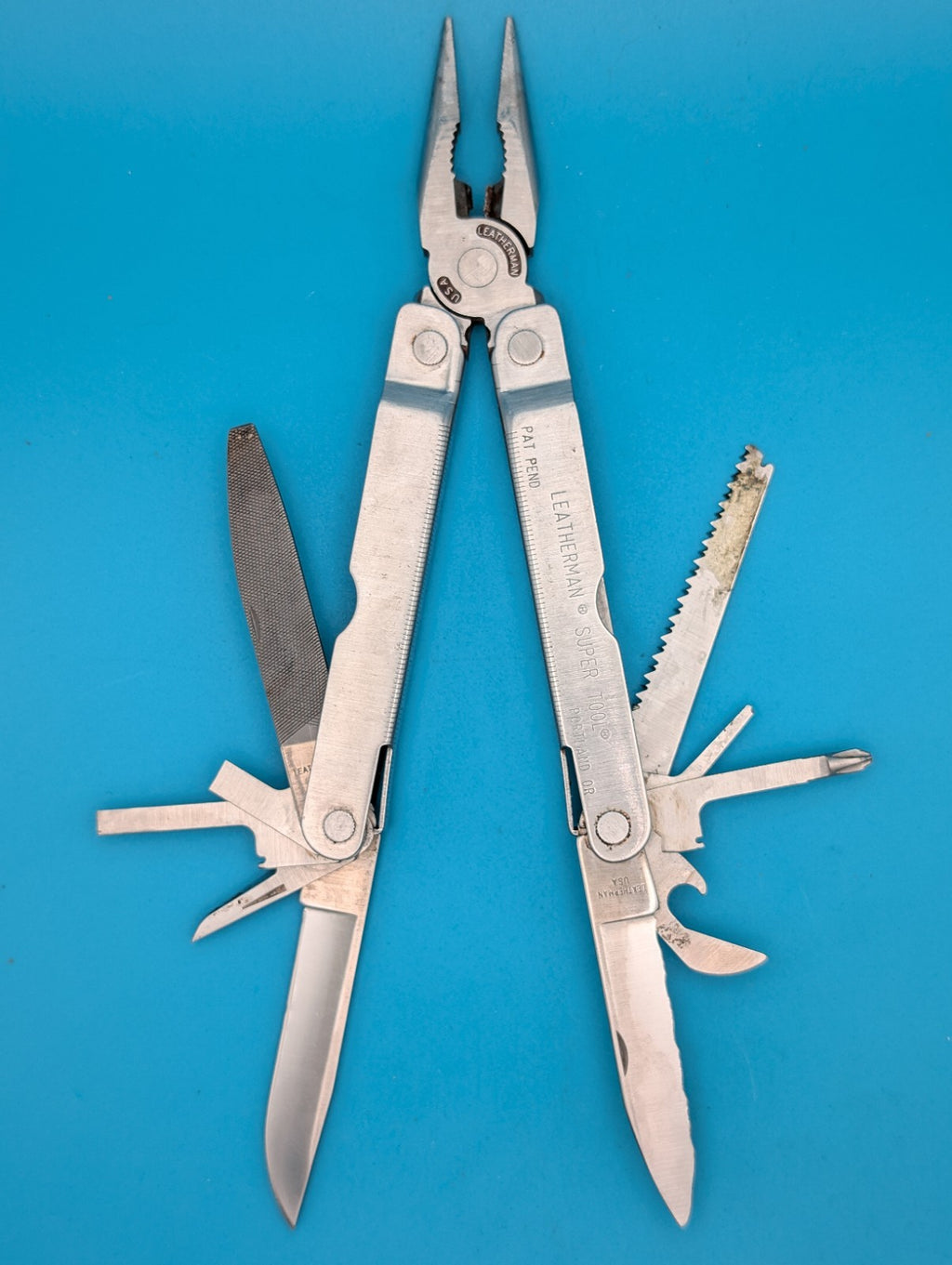 LEATHERMAN Super TOOL Multi Function Tool PLIERS, Stainless! 01/99 DATE