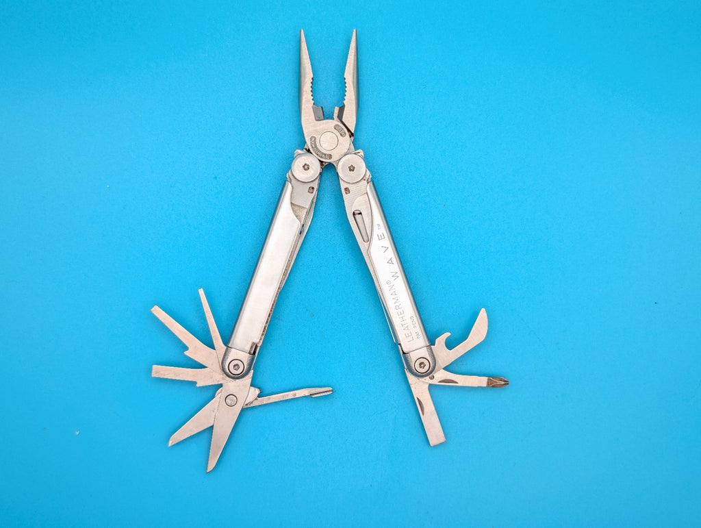 Leatherman Wave Original Vintage Retired, Dated 0601 (JUNE, 2001)