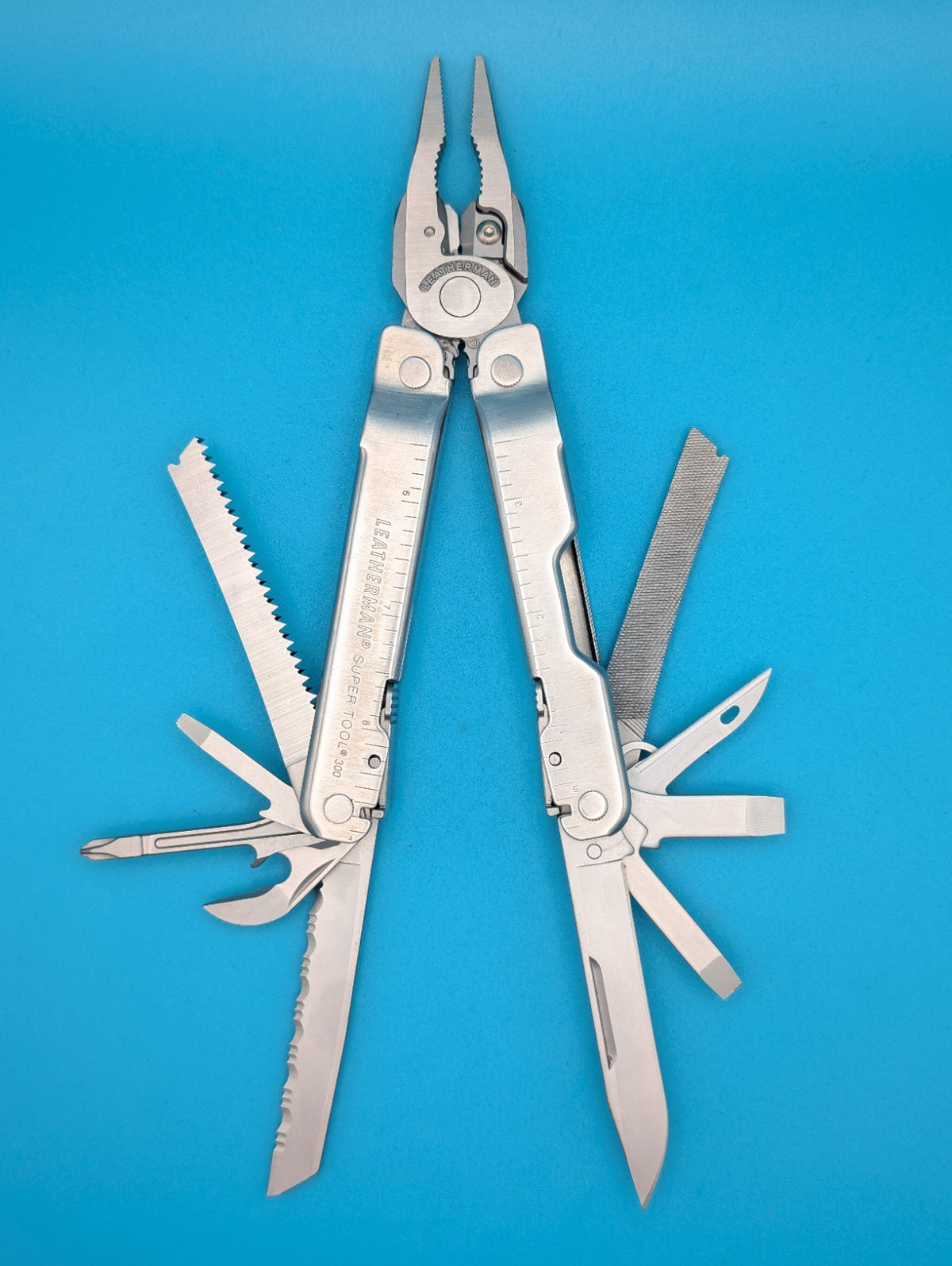 Leatherman Stainless Steel Super Tool 300 Multitool!