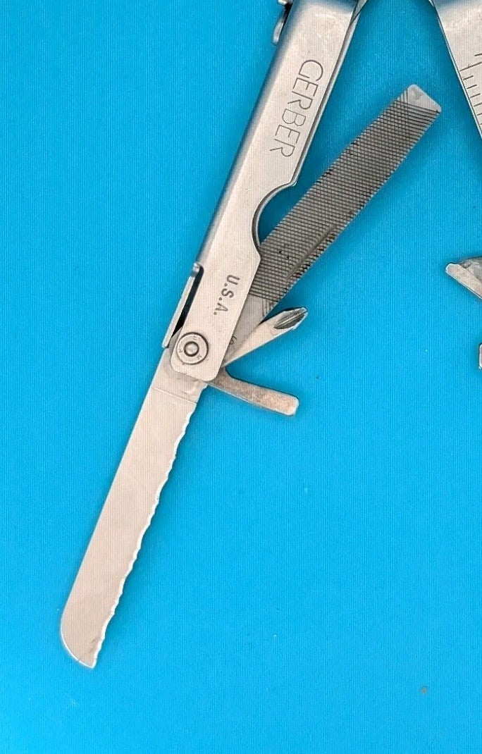 Vintage Gerber Stainless Steel Needlenose MP400 Multi-Tool Pliers! With Sheath!