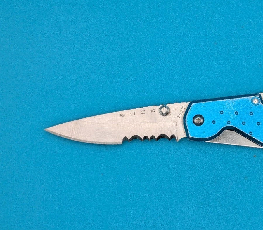Buck Whittaker 752T Single Blade Combo Edge Pocketknife! 2003