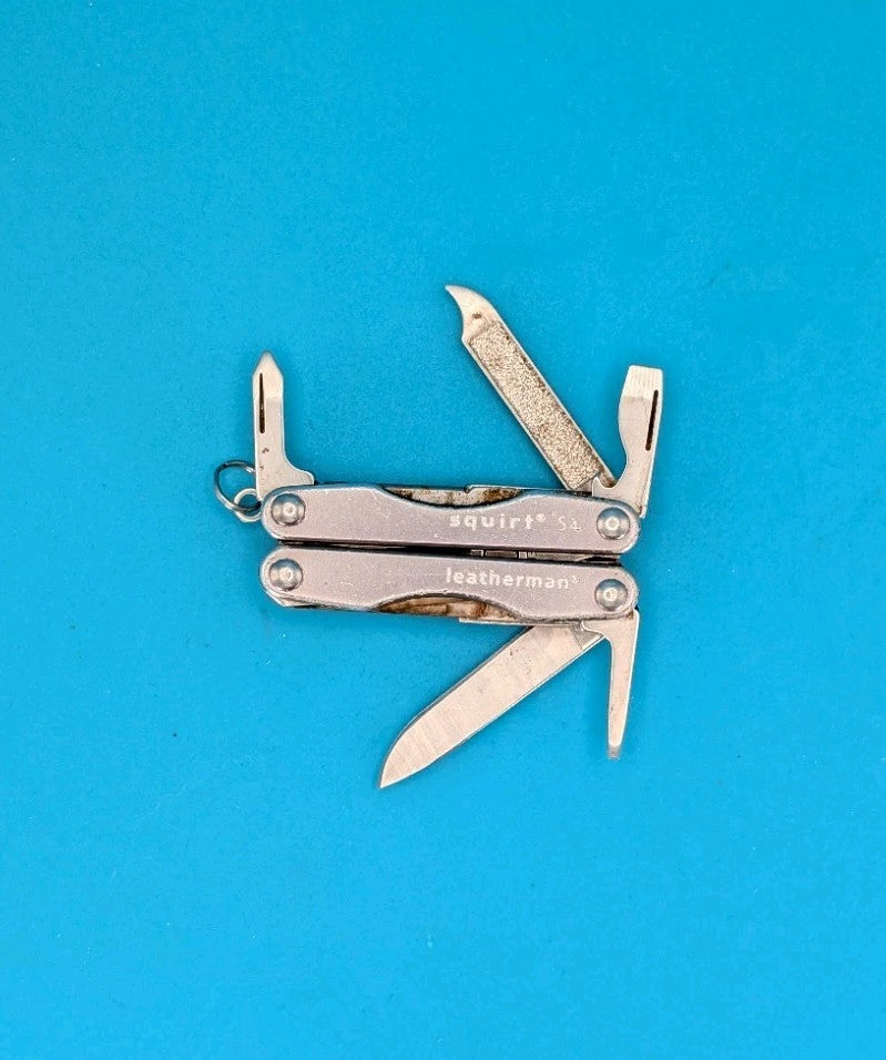 Leatherman Squirt S4 Multi-Tool, Key Ring, Retired, GRAY!