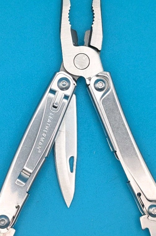 Leatherman Rev 3.8" Multi-Tool, Stainless!