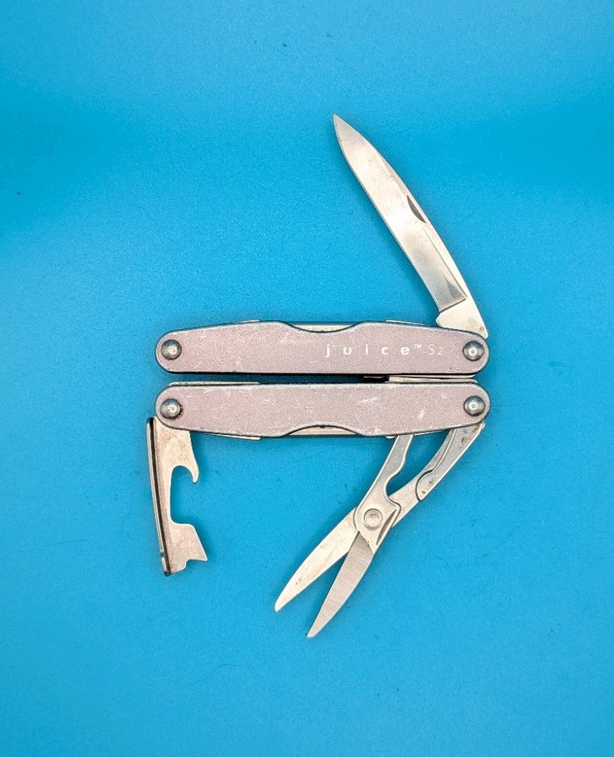 Leatherman Juice S2 Gray Multi Tool! RETIRED!
