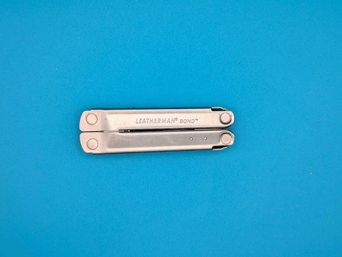 LEATHERMAN Bond Multitool, Stainless Steel Everyday Tool! USED