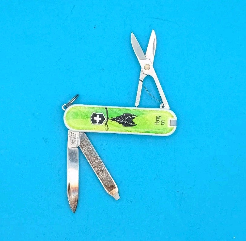 Victorinox Classic 2013 Limited Edition 'Heads Up!" Swiss Army Knife! 58mm