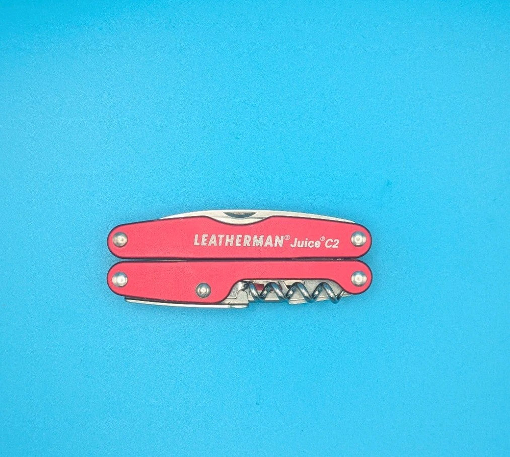 Leatherman Juice C2 Red Multi Tool! RETIRED! *JANIS PLASTICS*