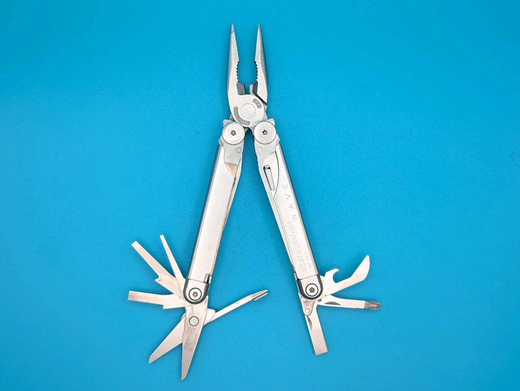 Leatherman Wave Original Vintage Retired, Dated 0601 (JUNE, 2001)