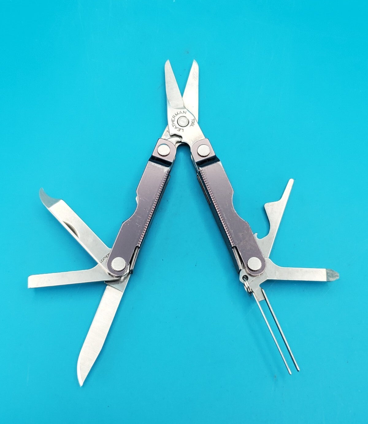 Leatherman Micra Multi-Tool, Knife, Scissors, Key Ring, Gray!