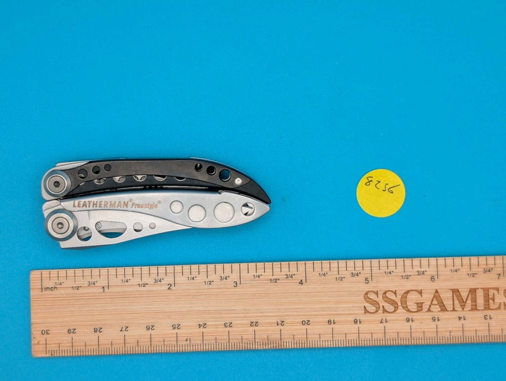 Leatherman Freestyle Multi-Tool - Discontinued - FAST SHIPPING!