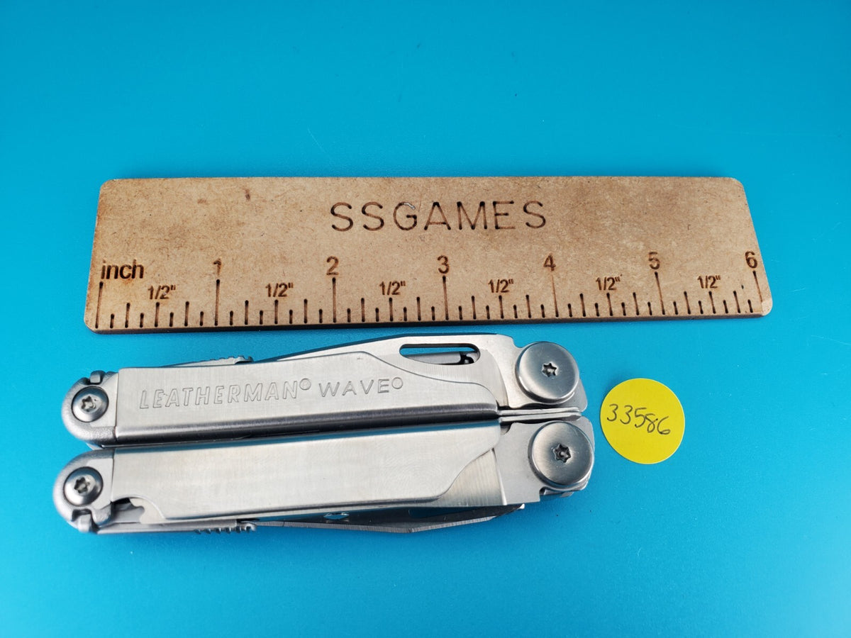 Leatherman Wave Multi Tool! Stainless! Retired! Free Shipping! With Sheath!