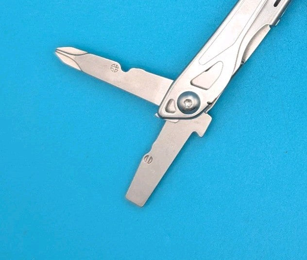 Leatherman Sidekick Multi-Tool, Knife, Pliers, Saw, Stainless!