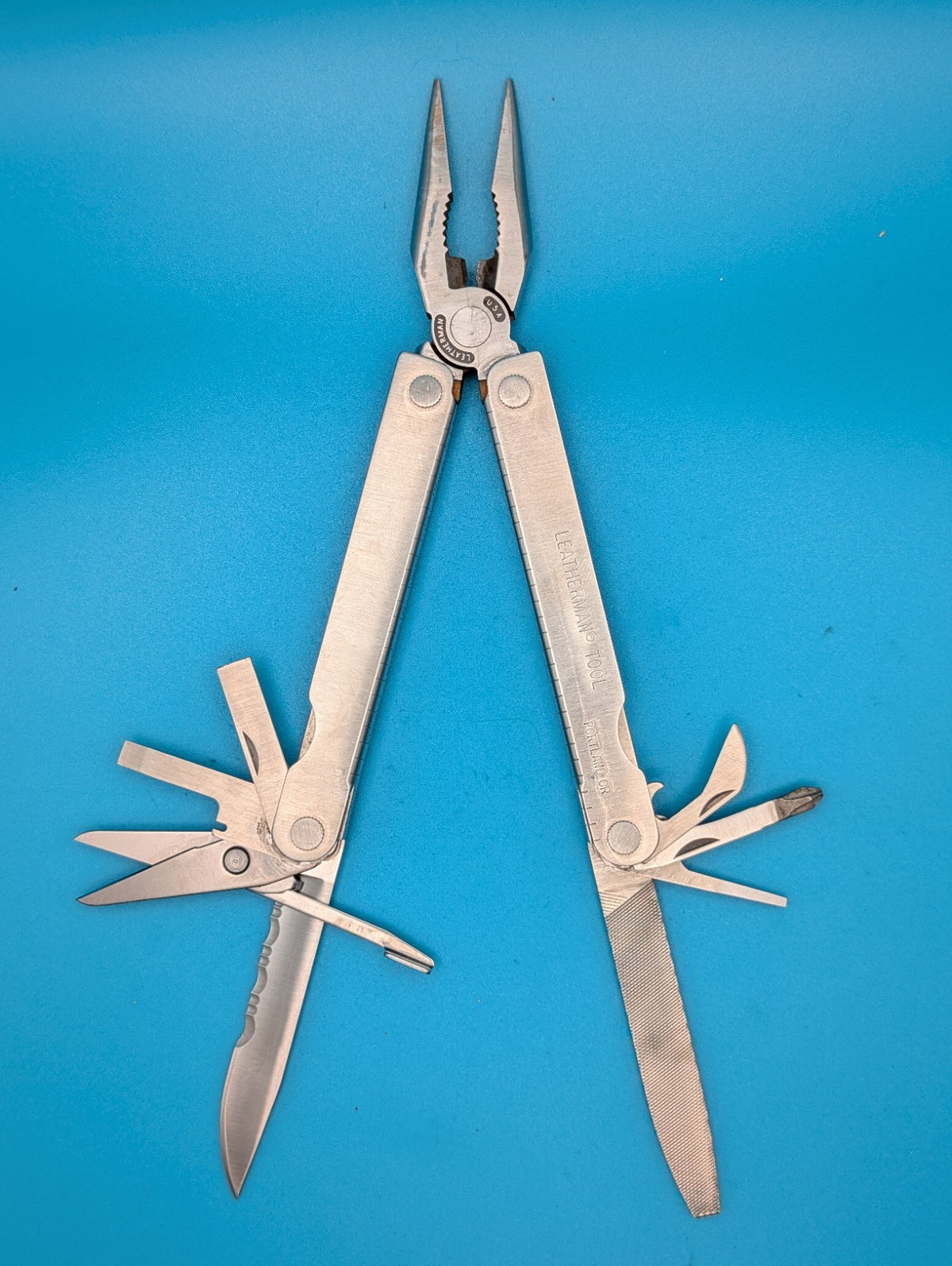 Leatherman PST 2 Multi Tool! 03/098 date stamp! Fast Shipping! WITH SHEATH!