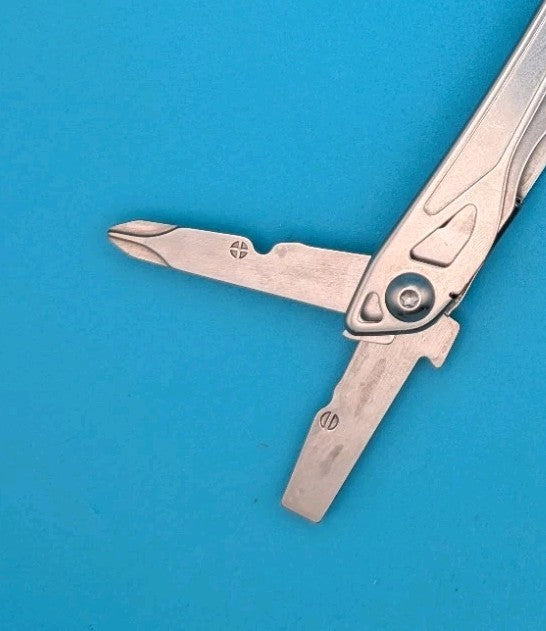 Leatherman Sidekick Multi-Tool, Knife, Pliers, Saw, Stainless!