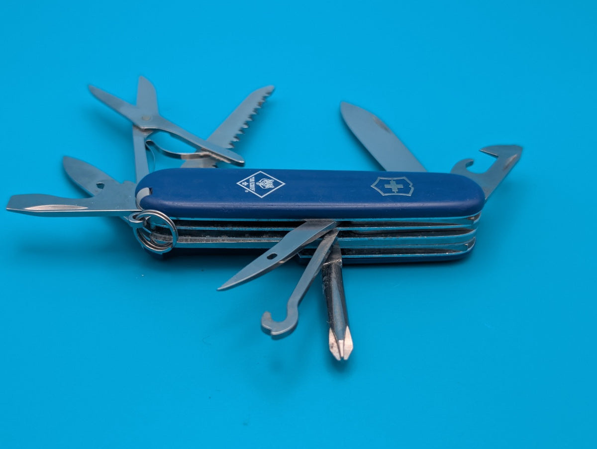 Victorinox Fieldmaster Cub Scouts BSA Blue Swiss Army Knife Multi Tool!