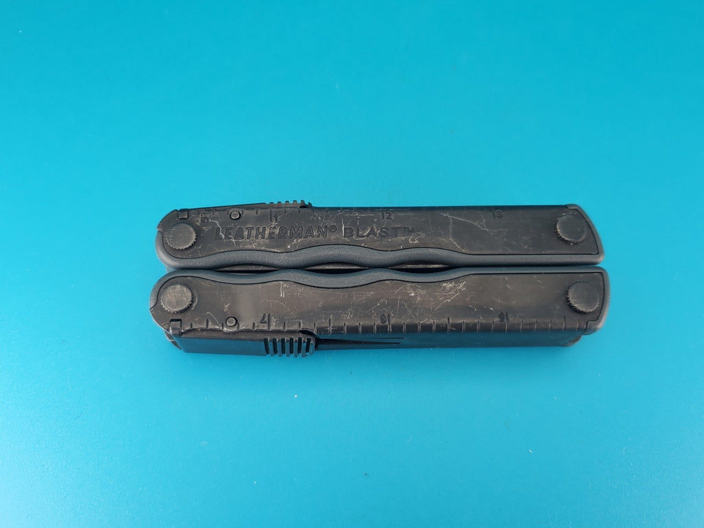 Leatherman BLAST Multi-Tool , Retired Multitool w/ Knife Pliers! BLACK OXIDE!