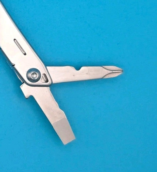 Leatherman Sidekick Multi-Tool, Knife, Pliers, Saw, Stainless