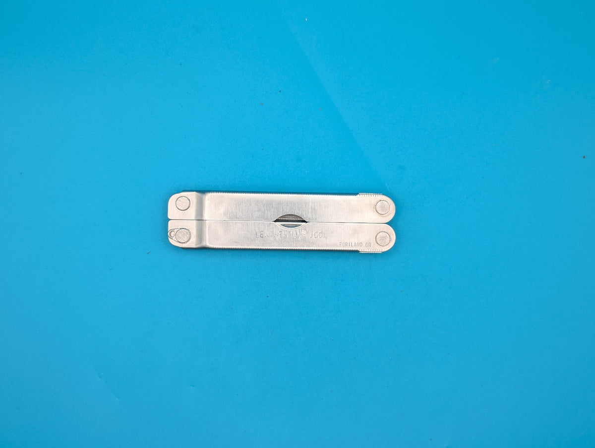 Leatherman PST Multi Tool! 01/00 DATE STAMP! CABELA'S