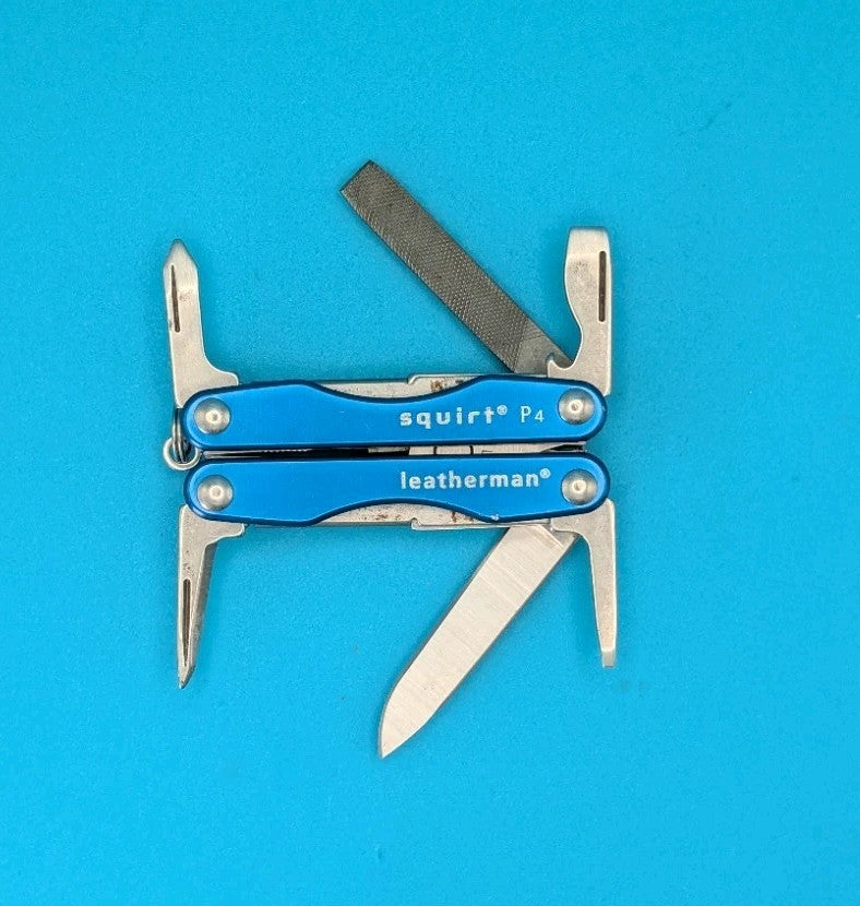 Leatherman Squirt P4 Multi-Tool, Key Ring, Retired, BLUE!