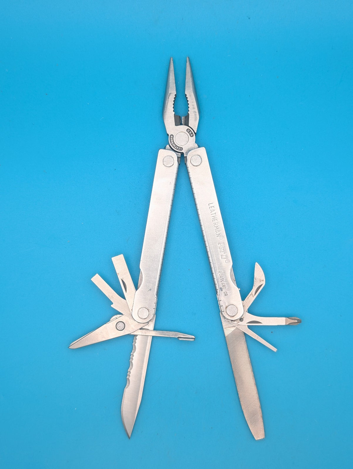 Leatherman PST 2 Multi Tool! 02/99 date stamp! Fast Shipping! With Sheath! *CAD*