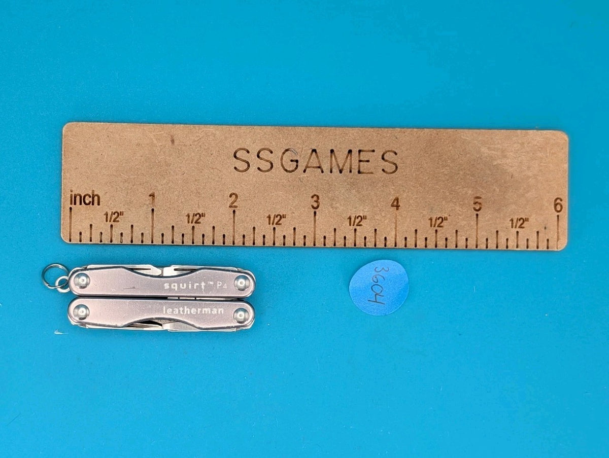Leatherman Squirt P4 Multi-Tool, Key Ring, Retired, Gray