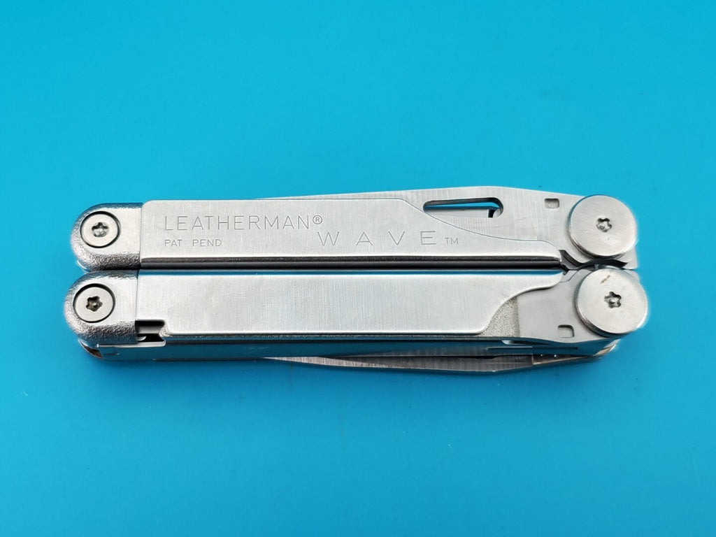 Leatherman Wave Original Vintage Retired, Dated 0401 (APR, 2001)