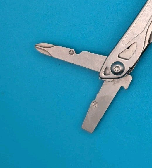 LEATHERMAN WINGMAN MULTI-TOOL! FAST SHIPPING!