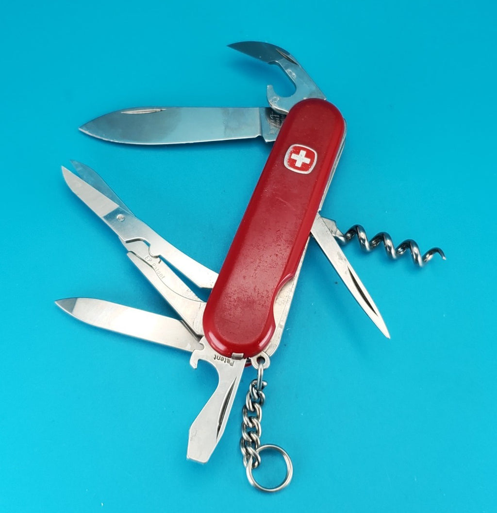 Wenger Traveler Red Swiss Army Knife Multi Tool!
