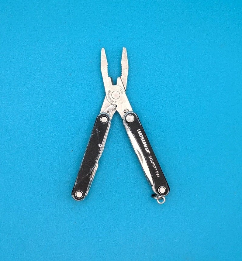 Leatherman SQUIRT PS4 Multi-Tool With Pliers Scissors Knife BLACK!