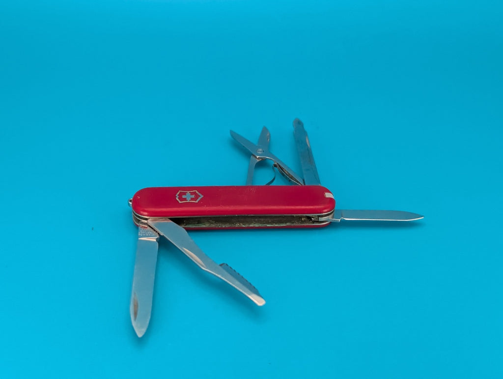 Victorinox Executive Swiss Army Knife, RED! FREE SHIPPING! RETIRED!