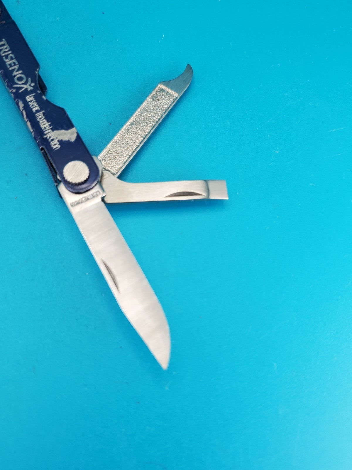 Leatherman Micra Multi-Tool, Knife, Scissors, Key Ring, Blue!