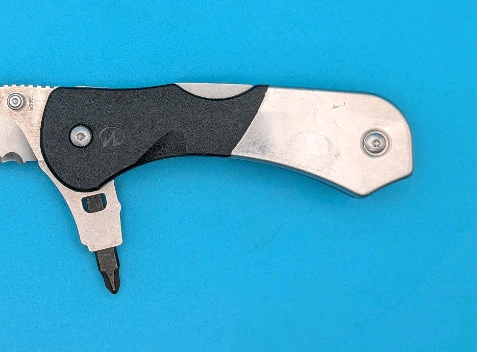 Retired Leatherman E55BX 154CM Blade Combo Edge Folding Pocket Knife!