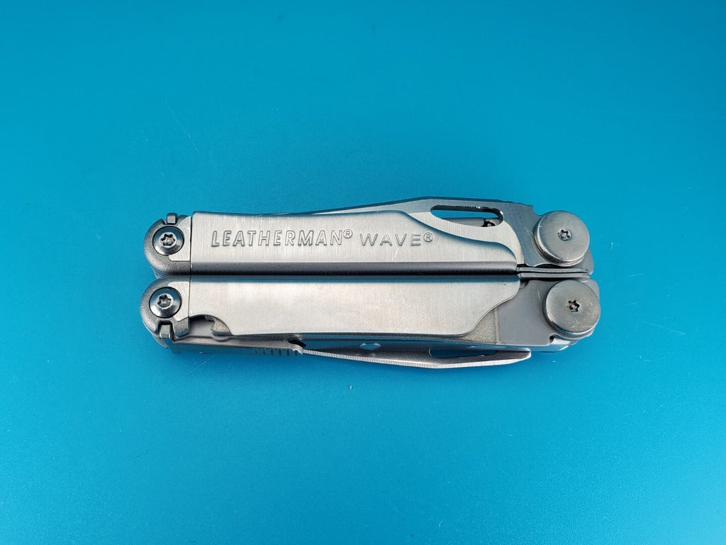 Leatherman Wave Multi Tool! Stainless! Retired! Free Shipping! Excellent!