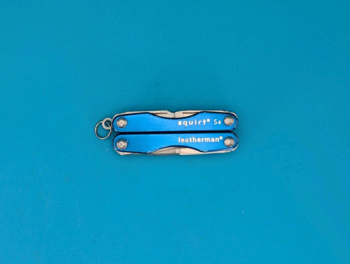 Leatherman Squirt S4 Multi-Tool, Key Ring, Retired, BLUE!