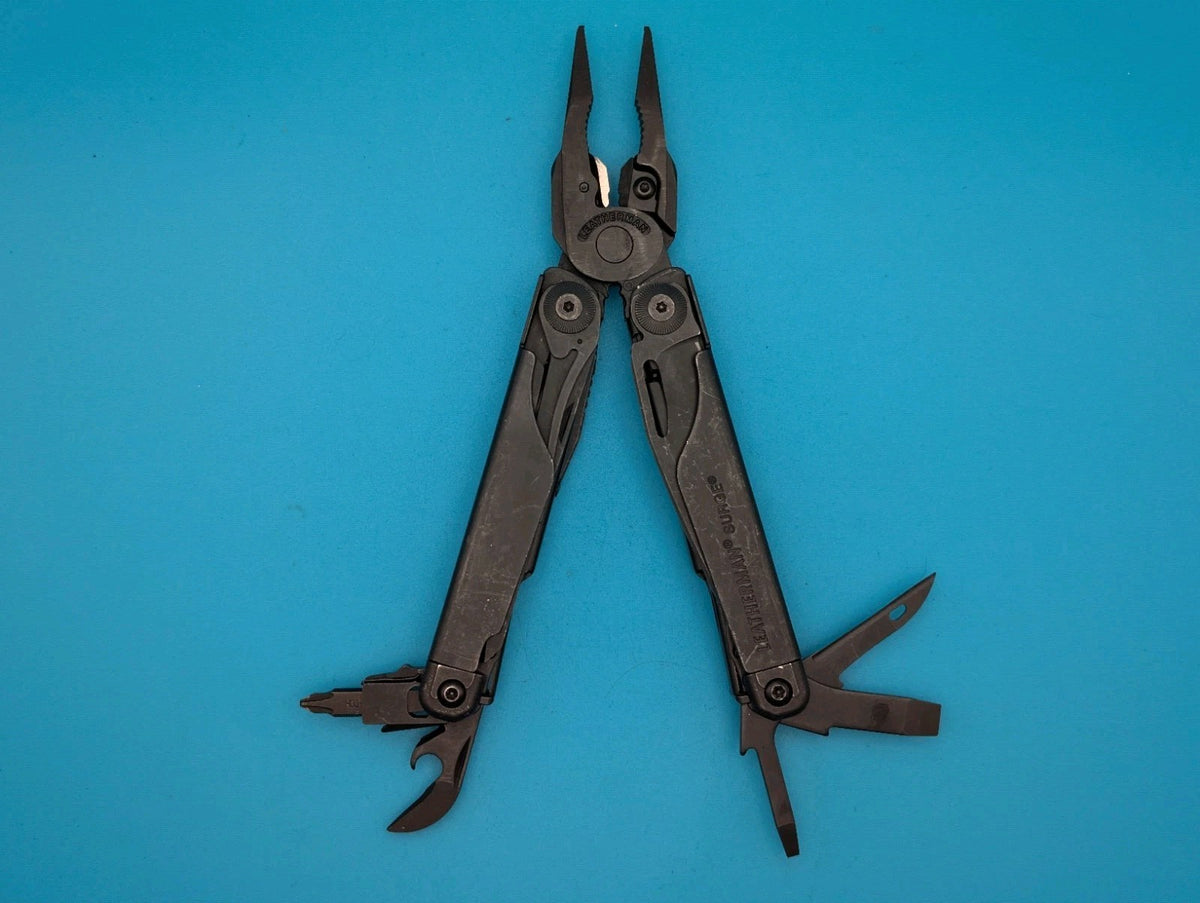 Leatherman Surge Heavy Duty Multi-Tool! GOOD WORKING CONDITION! BLACK OXIDE!