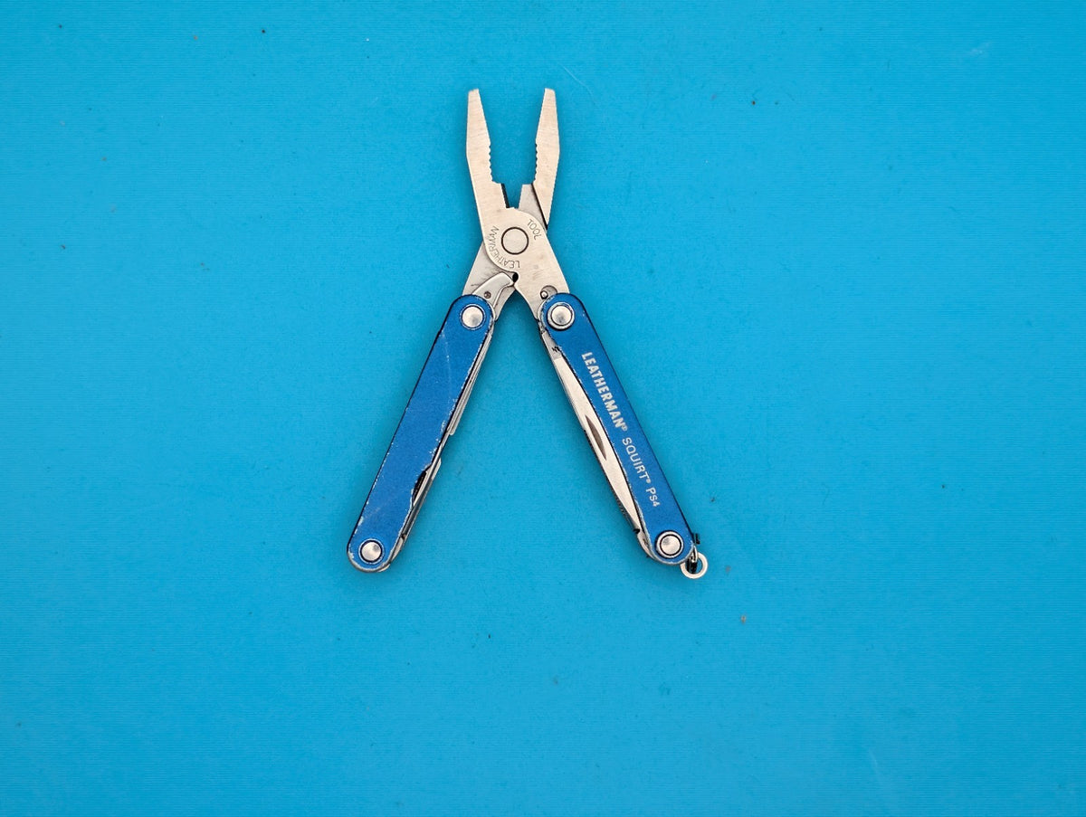 Leatherman SQUIRT PS4 Multi-Tool With Pliers Scissors Knife BLUE!